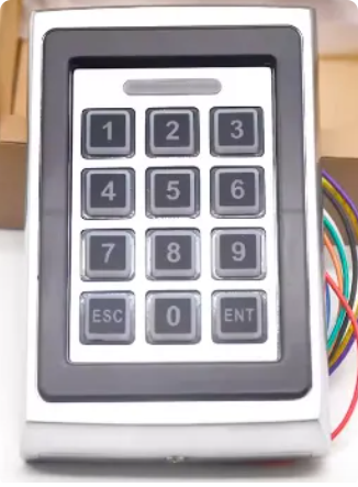 اتصالات الدائرة الأصلية للغشاء